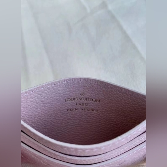 Louis Vuitton Charms Card Holder Snowy Pearl - Picture 5 of 8